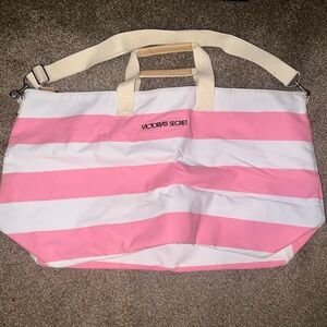 Victoria Secret weekender tote NWOT